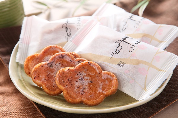 Masterpieces of Japanese plums
