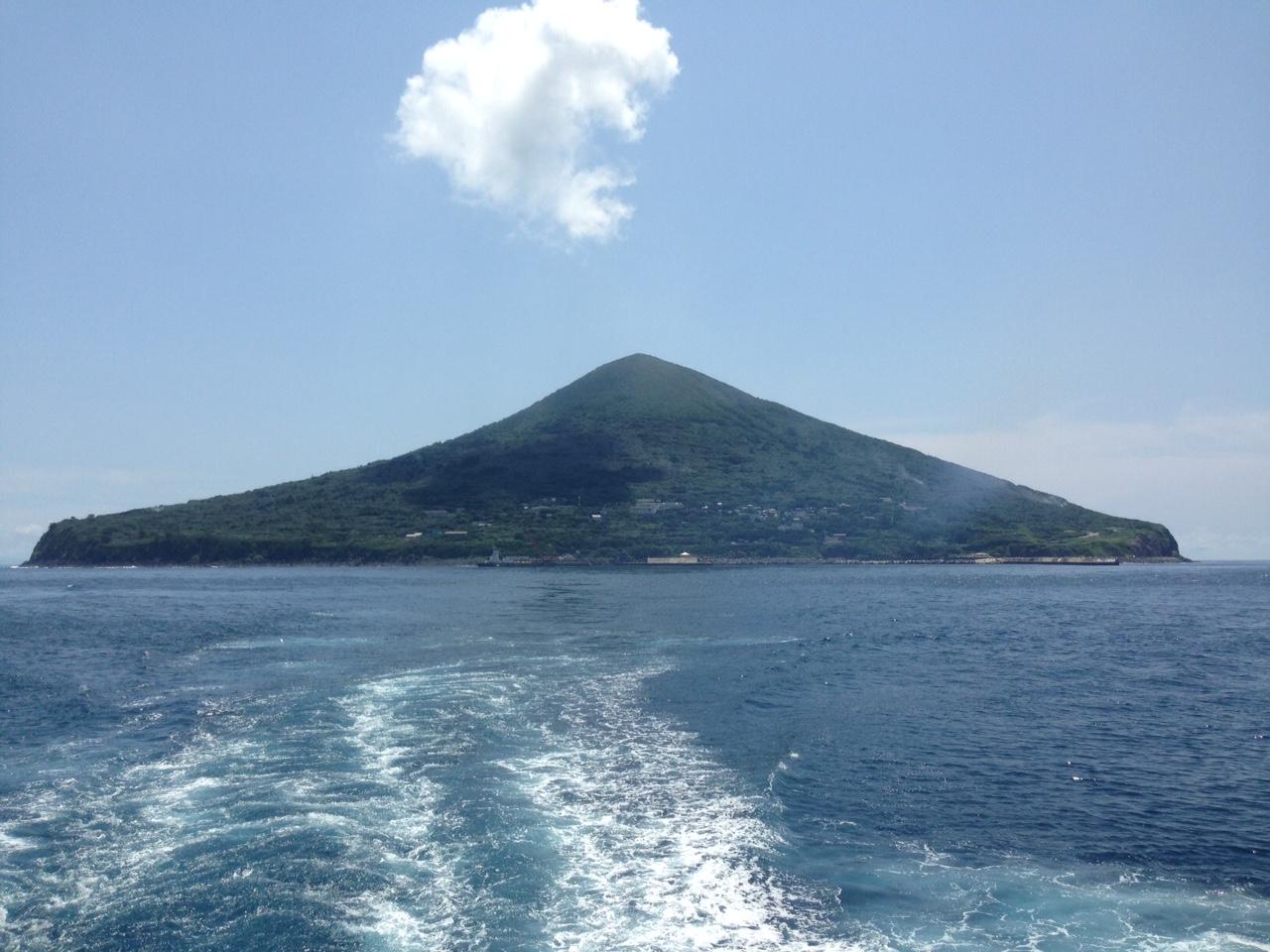 Accessing Toshima Island branding
