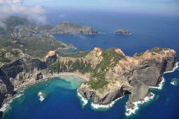 Ogasawara Village, on an island that co-exists with nature