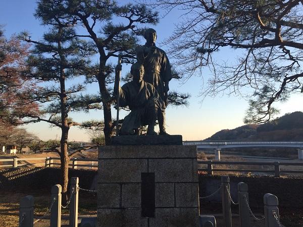 Statue of the Tamagawa brothers