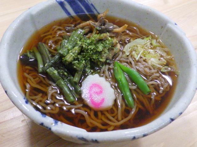 富士峰軒の山菜そば