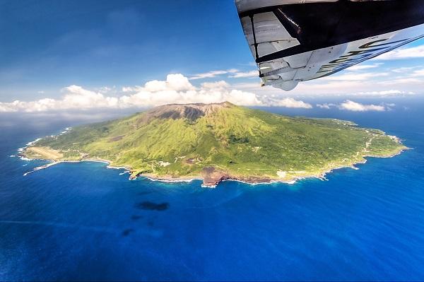 三宅島全景