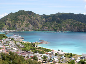 父島